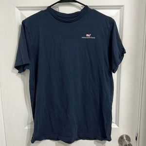 Used in great condition boys short sleeve vineyard vines tshirt